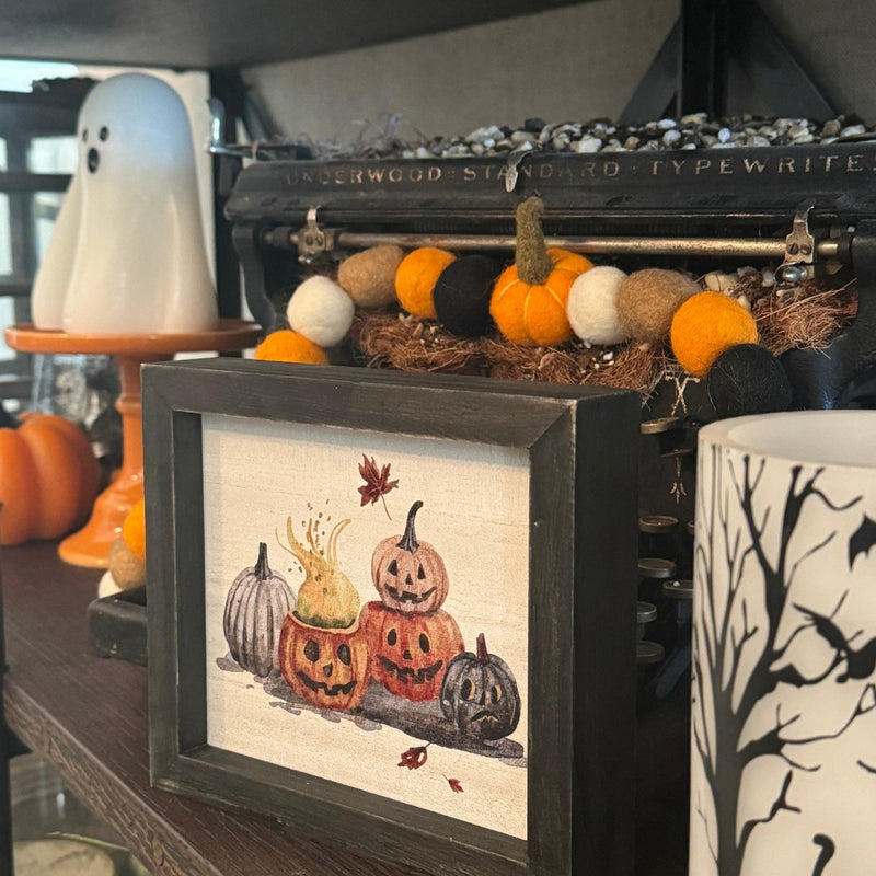 CA-5294 - Spooky Pumpkins Frame