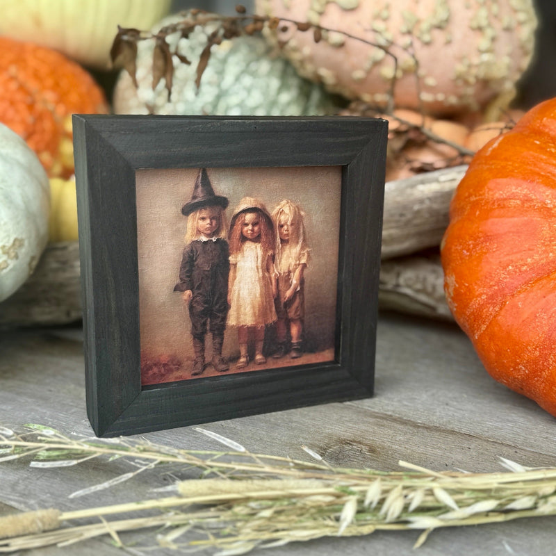 CA-5320 - Creepy Children Frame