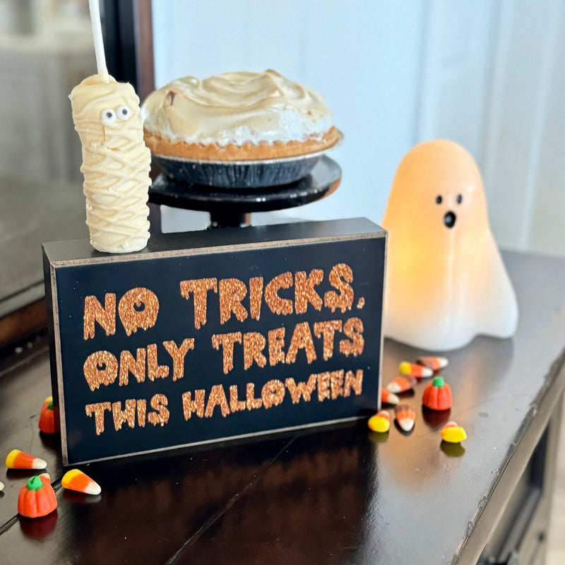 CA-5357 - Only Treats Box Sign