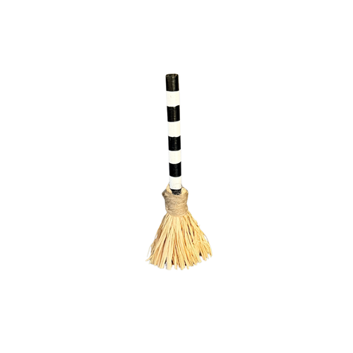CA-5365 - 6" BW Wooden Broom