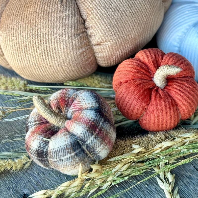 CF-3278 - Small Sienna Plaid Pumpkin