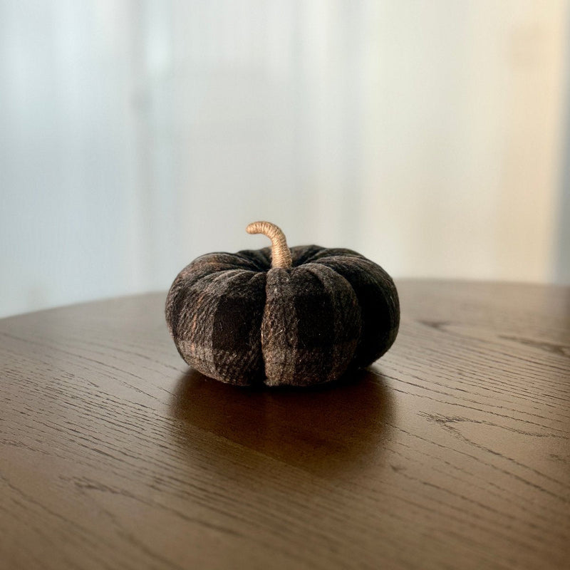 CF-3294 - Large Dakota Plaid Pumpkin