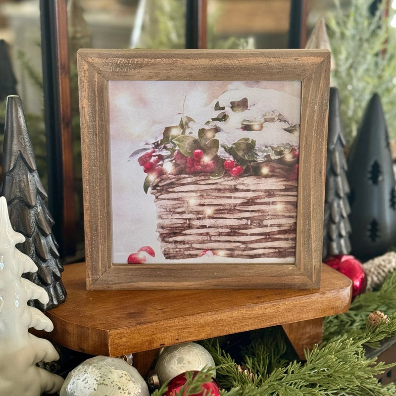 FR-3927 - Berries in Basket Frame