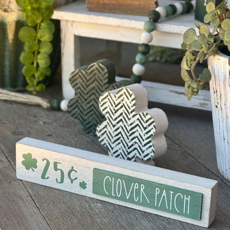 SW-2071 - Clover/Booth 3D Sitter (Reversible)