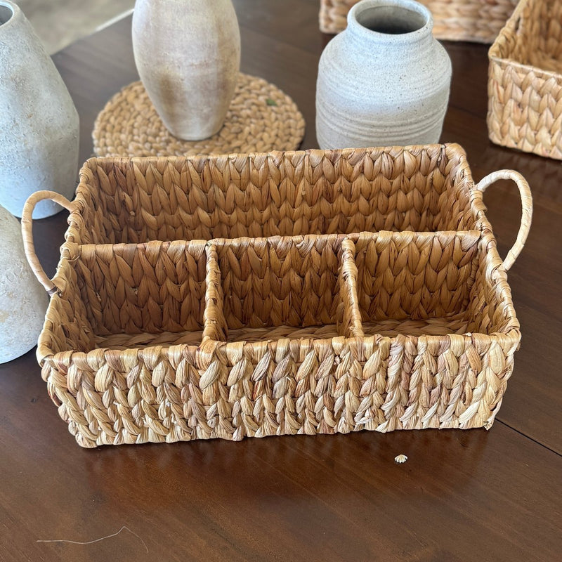 WG-1001 - Rectangle WH Basket w/Dividers