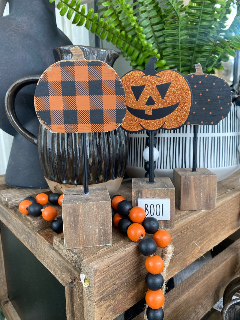 CA-4320 - *Orange Dot Pumpkin on Base