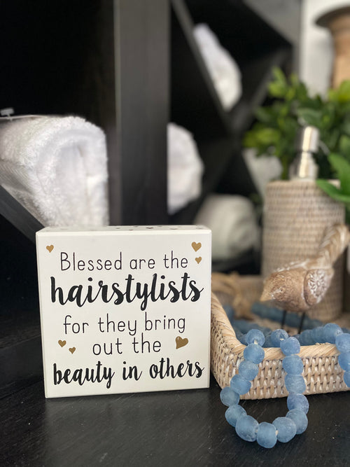 CS-9437 - Hairstylist Box Sign